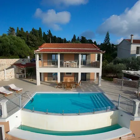 Villa Vryonis *